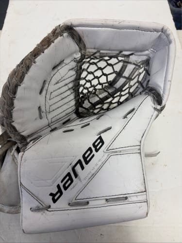 Bauer Supreme M5 Pro Regular (Used)