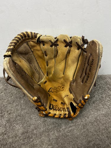 Wilson A440 Fastpitch Softball Glove 12” Right Handed Throw Adjustable Wrist