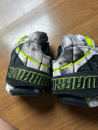 Warrior Gloves 11" (Used)