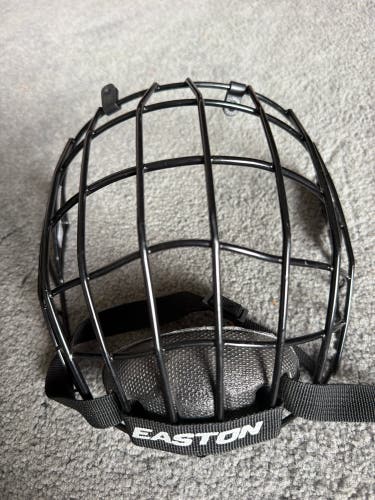 Medium Easton (Used)
