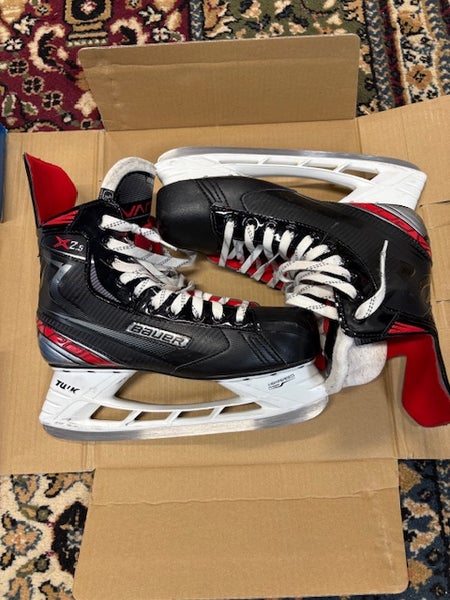 Bauer Vapor X2.5 Hockey Skates Regular Width 10 (Used)