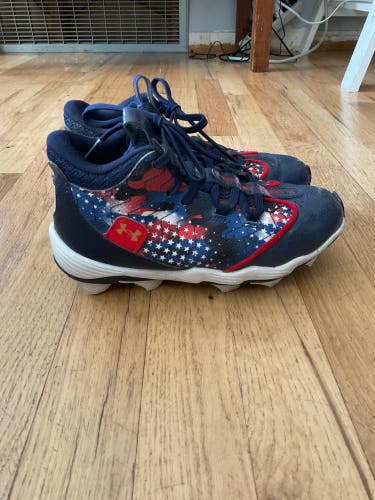Blue Unisex 2Y (Big Kids / Youth) Youth Under Armour Molded Cleats Cleats (Used)