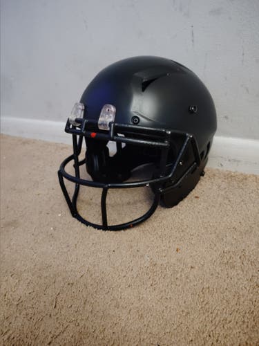 Black Youth Large Schutt Vengeance Pro Helmet (Used)