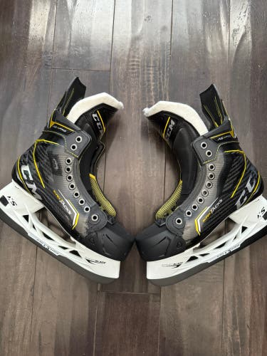 New CCM Super Tacks AS3 Pro Skates 6.5 EE