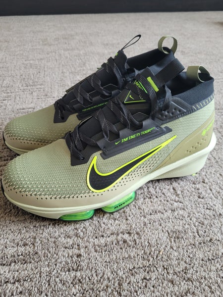 Men's Size M 9.5 (W 10.5) Nike Golf Shoes (New)
