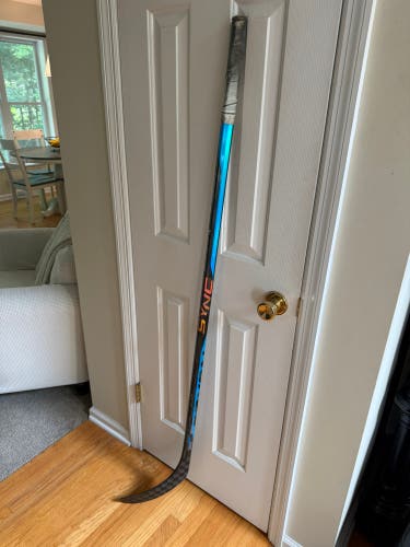Senior Bauer Nexus Sync Left Hand Hockey Stick P92 77 Flex Pro Stock (Used)