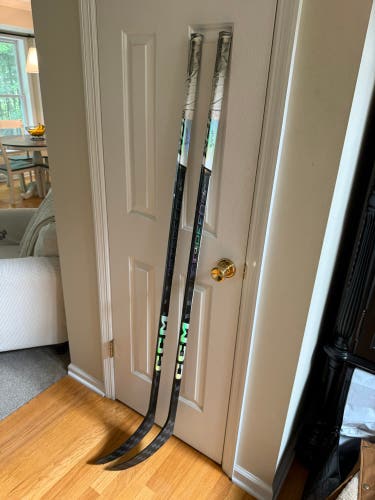 2 pack - Senior CCM JetSpeed FT6 Pro Left Hand Hockey Stick P90 75 Flex Pro Stock (Used)