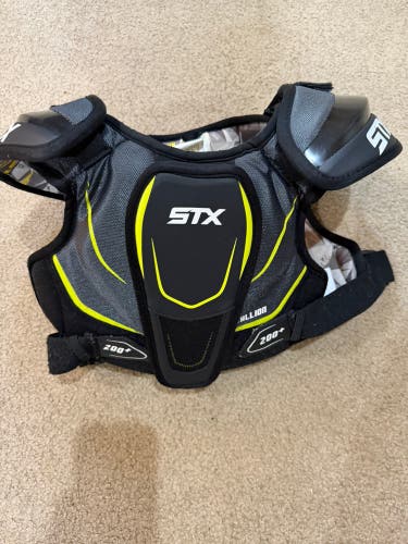 Medium Youth STX Stallion 200+ Shoulder Pads (Used)