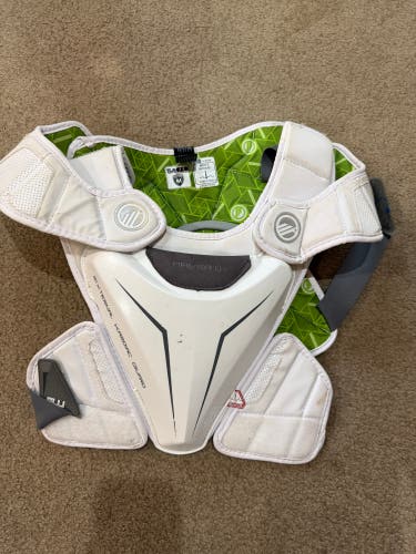 Medium Maverik MAX EKG Shoulder Pads (Used)