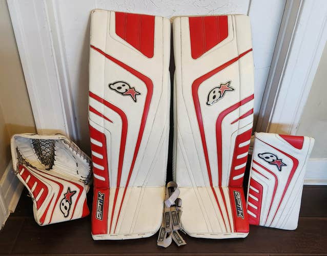 34" +1 Brian's Optik 1 Senior Goalie White/Red Full Set (Used)
