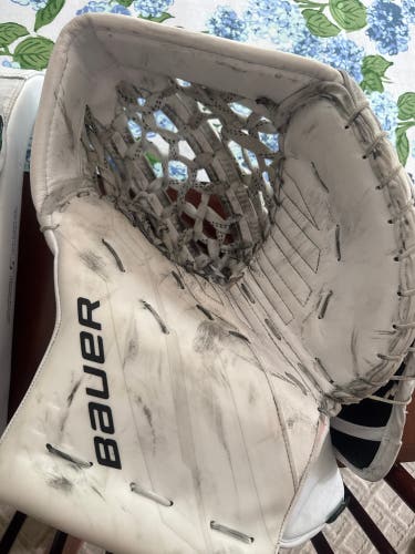2024 Bauer Supreme Shadow Regular (Used)