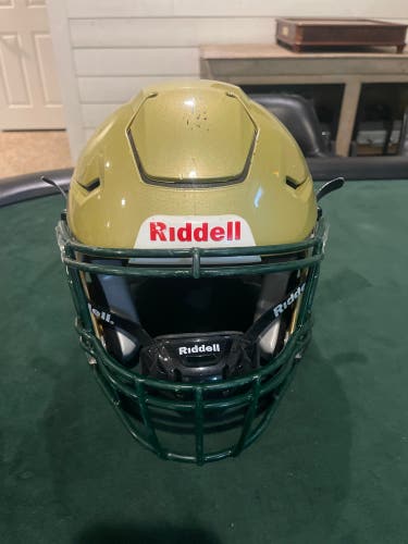 Gold Youth Large Riddell SpeedFlex Helmet (Used)