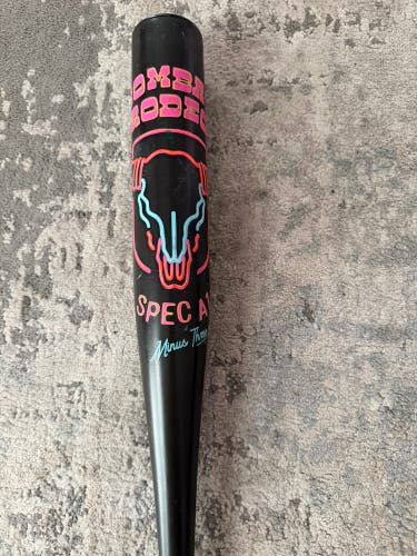 2026 Combat MFG Spec A1 Alloy BBCOR Certified Bat (-3) 29 oz 32" (Used)