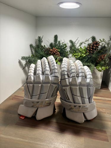 STX Surgeon RZR2 Lacrosse Gloves