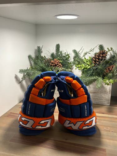 CCM HG4RPro Gloves