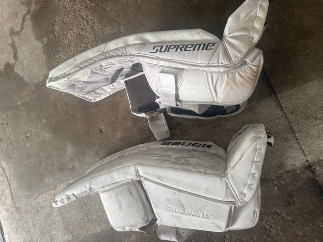 21" Bauer Supreme M5 Pro Goalie Leg Pads (Used)