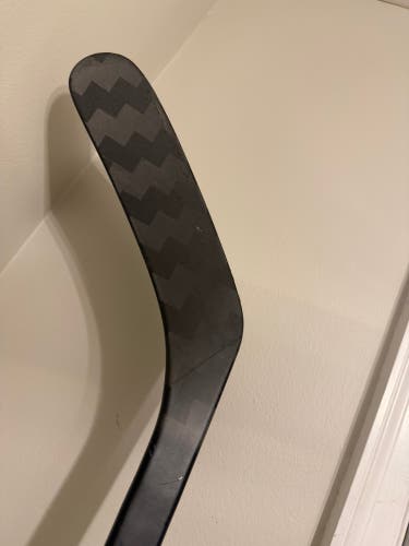 Intermediate CCM XF Ghost Left Hand Hockey Stick P29+1/4 65 Flex (New)
