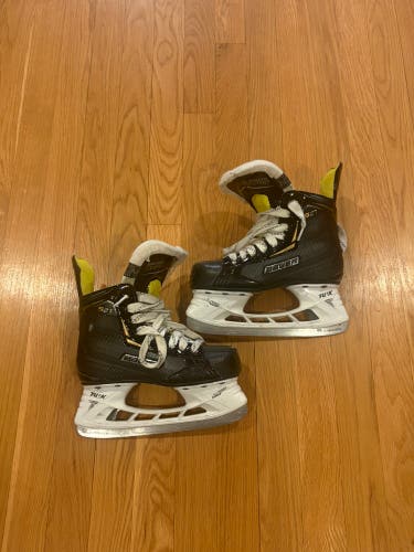Bauer Supreme S27 Black/Gold Hockey Skates Youth Size 2D Shoe 3, EUR 35