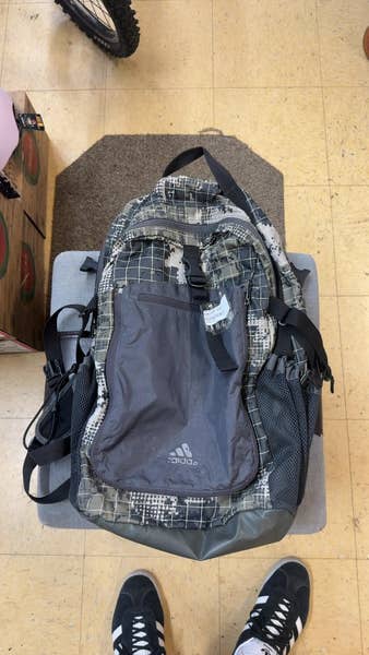 best ogio travel backpack REV LAPTOP Tennis Strings Self-Setting Fishing Rod (Does Size:MK-16IISEa - Silver This bag is not