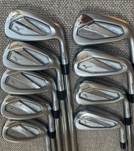 Mizuno JPX 925 Hot Metal Iron Set, 4-PW, GW, SW, Stiff Flex Steel - Near Mint.