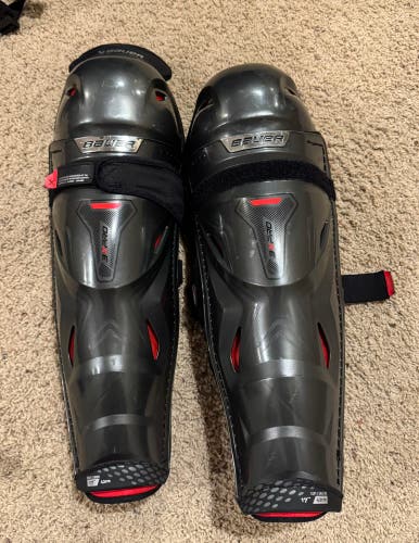 Senior Bauer Vapor 3X Pro 17" Shin Pads (Used)