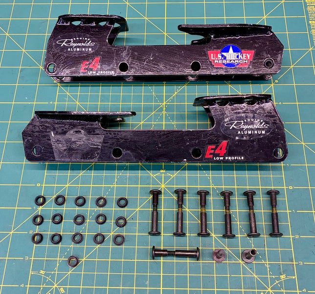 US Hockey Research E4 Chassis fits Boots 5 - 7.5 SR + complete Hardware inline roller Hockey Vintage
