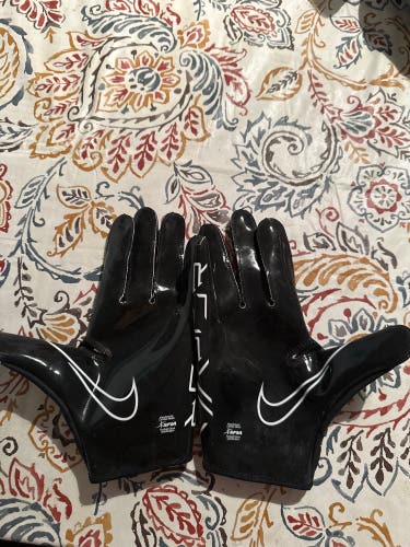 NY Giants Nike Vapor Jet Gloves (New) | SidelineSwap | Buy and