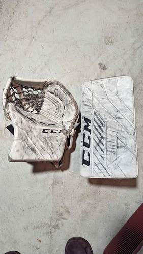 CCM Axis 1.9 Glove and Blocker - Junior