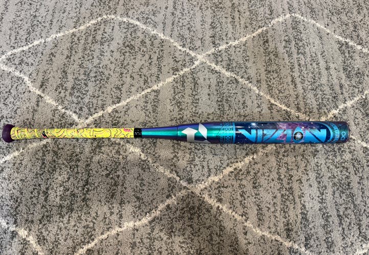 2027 DeMarini Vizion Composite Bat (-10) 23 oz 33" (Used)