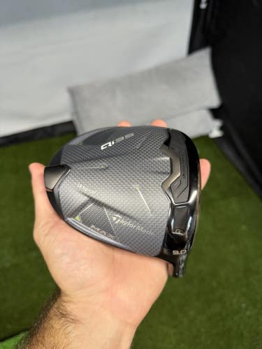 TaylorMade Qi35 Max Driver 9* Head Only RH No HC