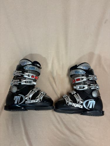 Mondo 23 & 23.5 Unisex Tecnica All Mountain Attiva ERT Ski Boots (Used)