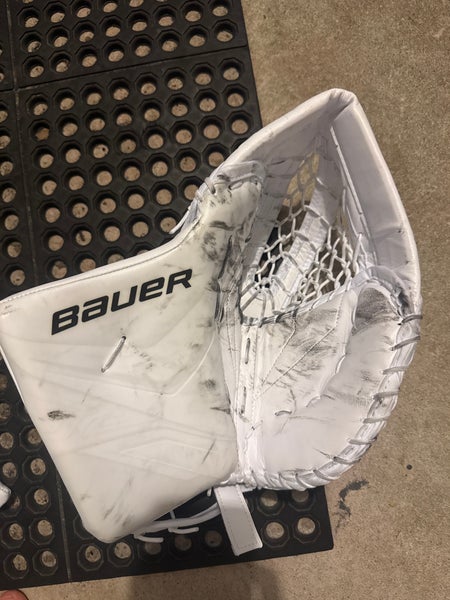 NEED GONE!!! Bauer FlyLite Regular (Used)