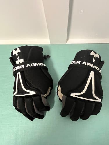 Youth Small Under Armour Lacrosse Gloves (Used)