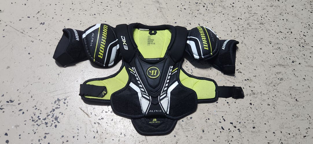 Men's Medium Junior Warrior Shoulder Pads (Used)