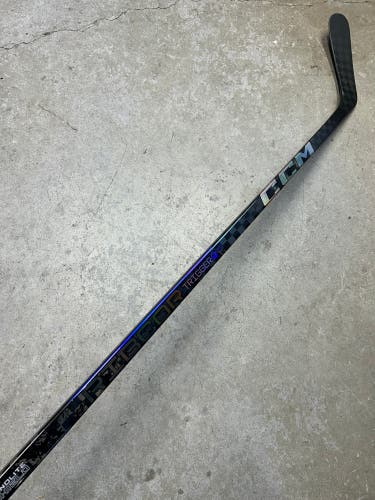 90 Flex P29 Senior CCM RibCor Trigger 9 Pro Left Hand Hockey Stick Pro Stock (New)