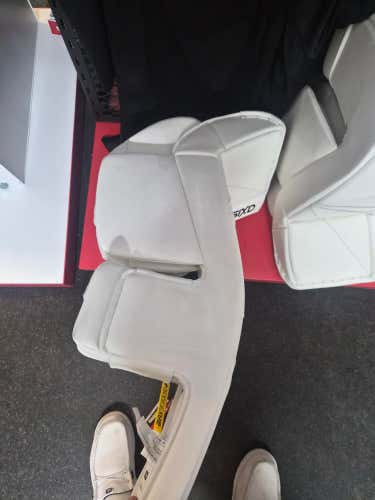 33" 2022 CCM Axis 2 Pro Goalie Leg Pads (New)