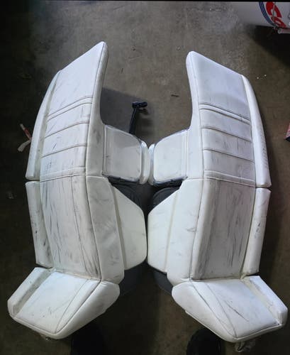 32+2" Warrior Ritual G7 RTL Goalie Leg Pads (Used)