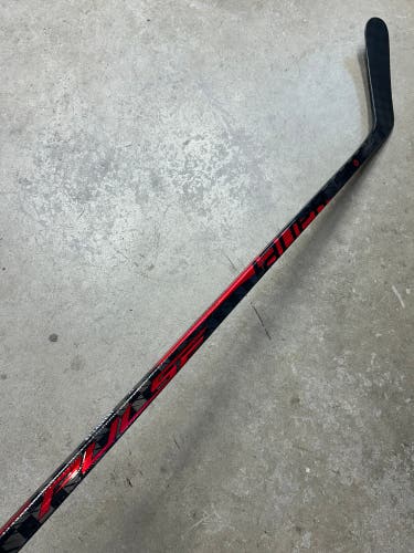 70 Flex P92M Senior Bauer Pulse Left Hand Hockey Stick Pro Stock (Used)