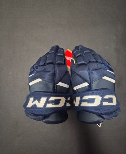 New Senior CCM Tacks XR Pro Gloves 14" gloves navy/white
