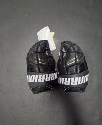 New Junior Warrior Covert QR7 Pro Gloves 10" hockey gloves black and white