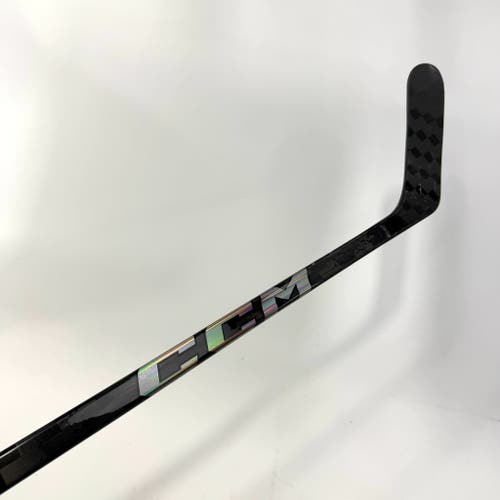 New Left CCM Ribcor Trigger 9 Pro | 85 Flex P28M Curve Grip | AB829