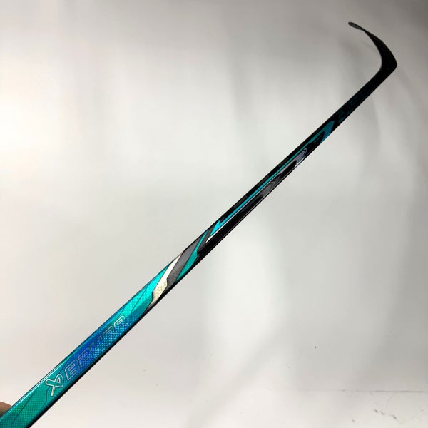 UNRELEASED - New Right Bauer Supreme Fuse | 55 Flex P28 Curve Grip | AB833