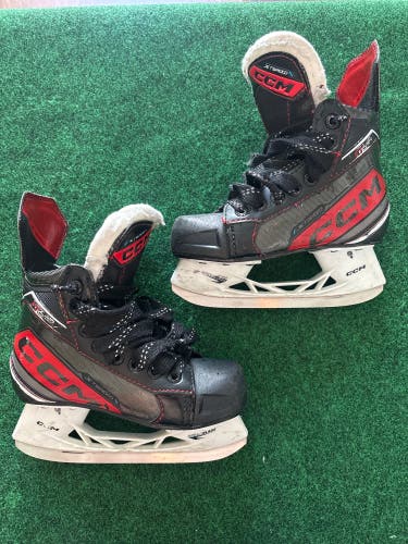 Youth CCM JetSpeed FT6 Pro Hockey Skates (Regular) Size 12.5y (Used)