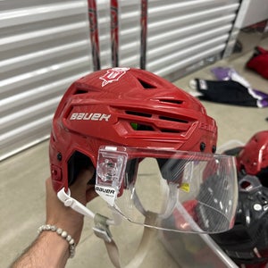 USHL DUBUQUE FIGHTING SAINTS Small Bauer Re-Akt 155 Helmet Pro Stock (Used)