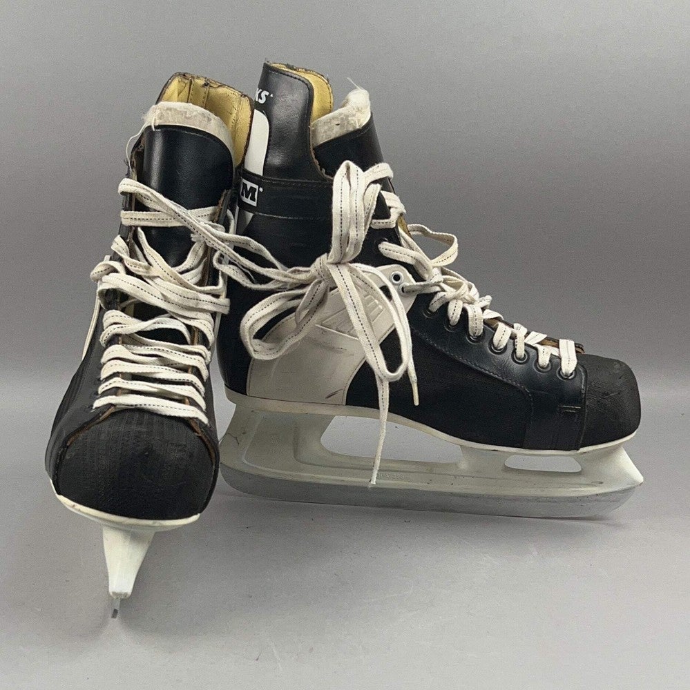 CCM Tacks 152 Size 11 Vintage Senior Hockey Skates  display picture 2