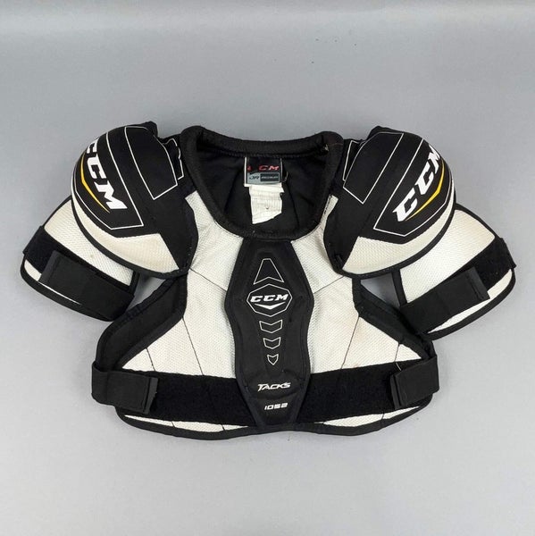 CCM Tacks 1052 Junior Medium Hockey Shoulder Pads