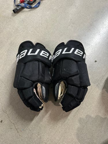 USHL DUBUQUE FIGHTING SAINTS Bauer Vapor Pro Team Gloves 14" Pro Stock (Used)