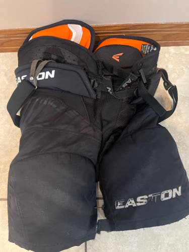 Junior XS Easton Mako M5 Hockey Pants (Used)