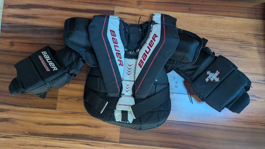 Small Bauer Goalie Chest Protector (Used)