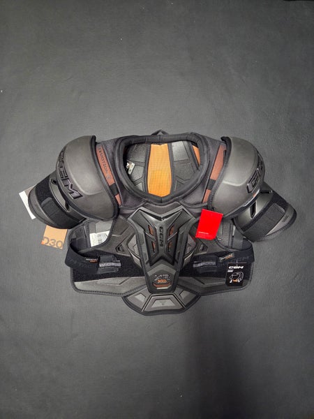 New Senior Extra Large CCM Tacks XR Pro Shoulder Pads